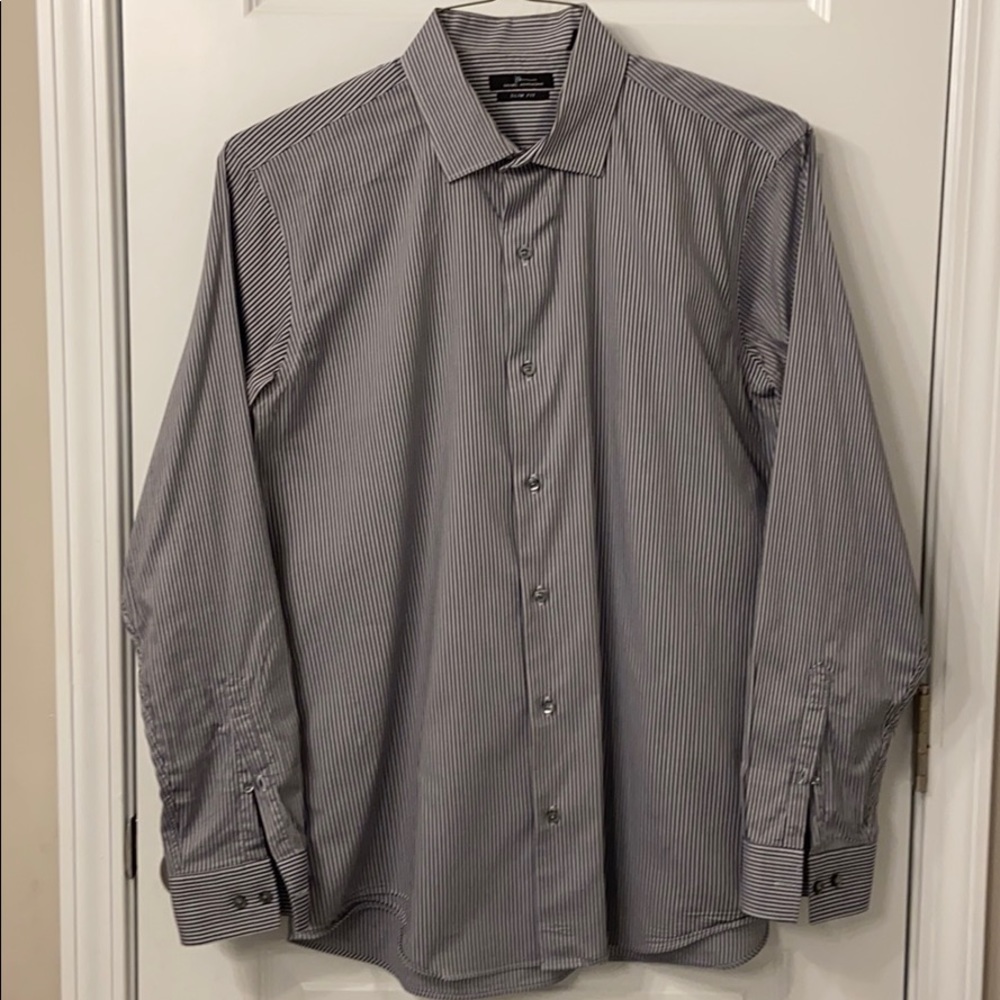 Marc Anthony Men’s Gray/Black Button Down Shirt